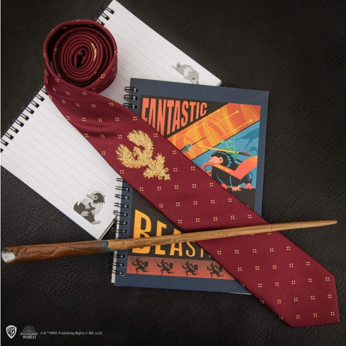 Dumbledore’s Necktie for Theseus - Fantastic Beasts: The Secrets of Dumbledore