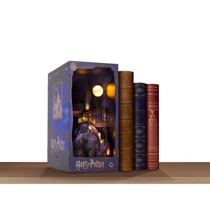 Harry Potter Tiny Adventures Book Nook Mini Diorama Hogwarts Castle 18 cm