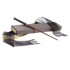 Fantastic Beasts: The Secrets of Dumbledore - Henrietta Fischer’s Wand Box