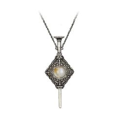 Fantastic Beasts: The Crimes of Grindelwald - Gellert Grindelwald Pendant