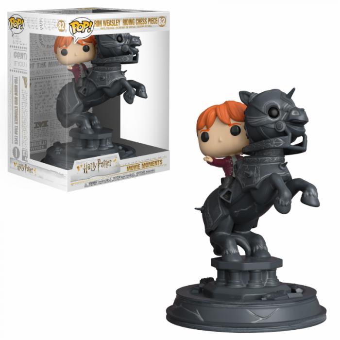 Funko Movie Moments Harry Potter: Ron Riding Chess Piece