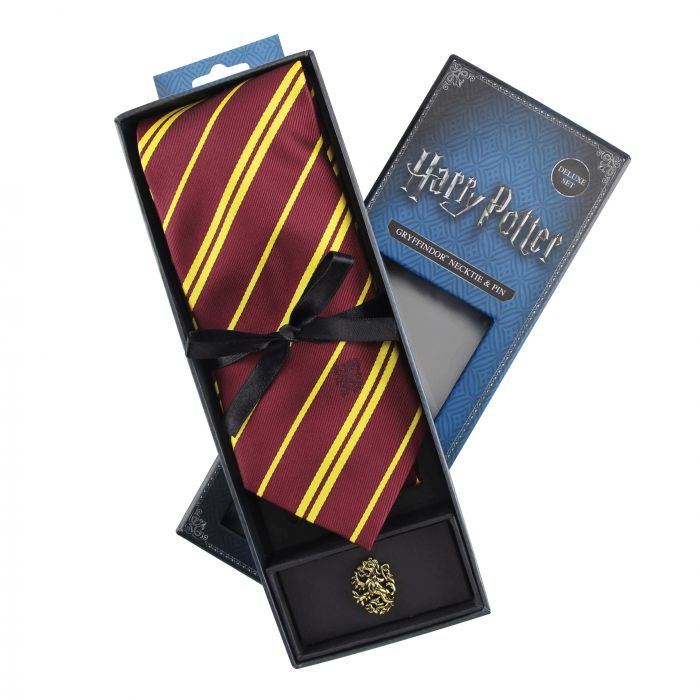 Harry Potter - Gryffindor Tie Deluxe Edition with Pin