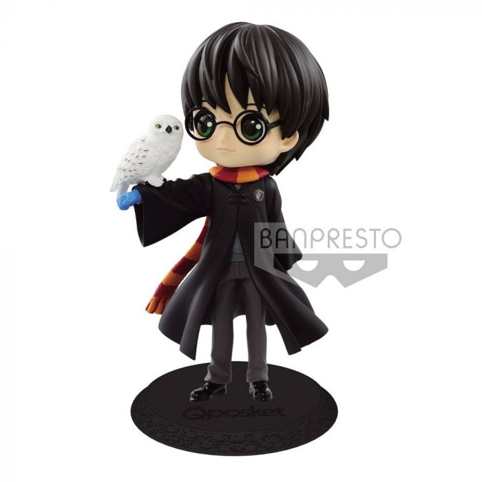 Harry Potter: Q Posket - Harry Potter with Hedwig Mini Figure
